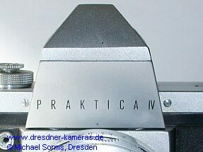 Praktica IV - Modell 1960 mit schwenkbarem Rckspulknopf