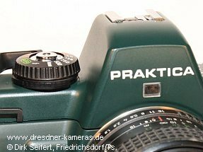 Praktica BX 20 S in der grnen Ausfhrung fr Foto Greiss Leverkusen (ohne Bezeichnung BX 20 S)
