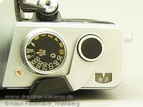 Praktica MTL 3 (Halbformatvariante, modifiziertes Zhlwerk)