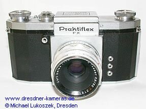 Praktica FX, Modell 1952 (hier als USA-Exportversion Praktiflex FX, 1953-1954) mit Tessar 2,8/50