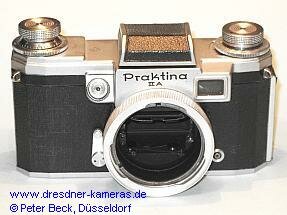 Praktina IIa #123954 mit doppelter Blendenauslsung fr halb- und vollautomatische Objektive (Umbau erfolgte auerhalb der DDR)